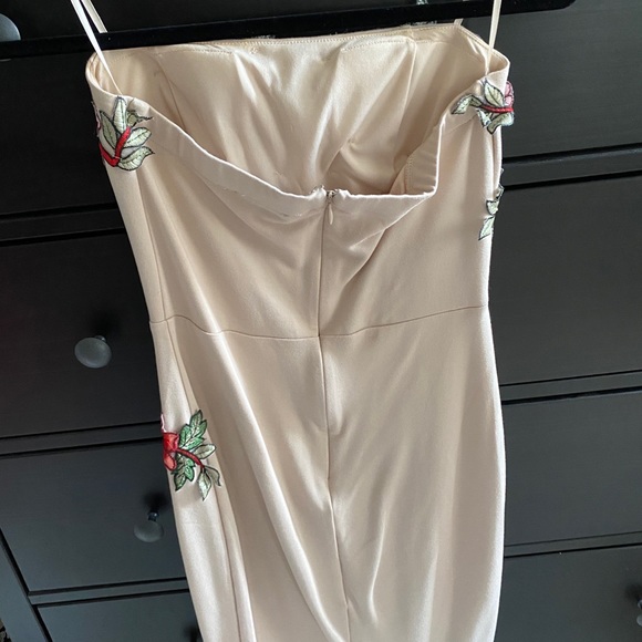 Floral appliqué dress - Picture 3 of 5